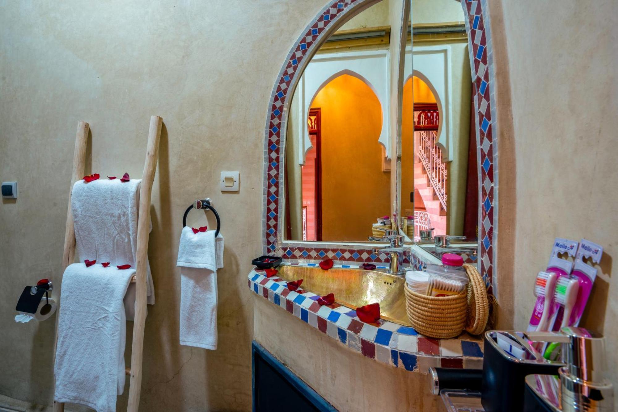Riad Le Graff Pink Марракеш Екстер'єр фото