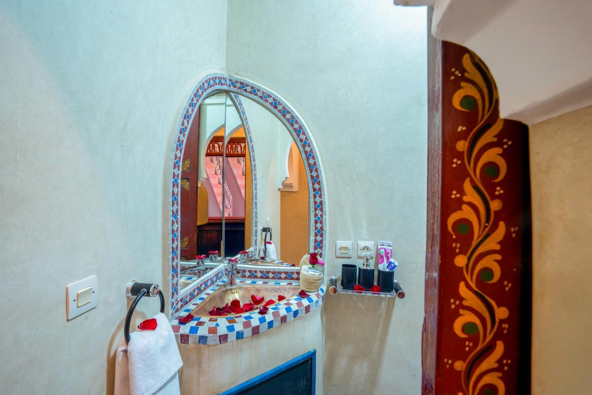 Riad Le Graff Pink Марракеш Екстер'єр фото